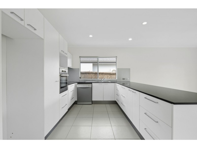 15 Waite Creek Court, Cannonvale QLD 4802