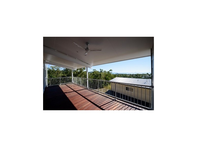 10 Cayman Estate, 13 Border Drive, Cannonvale QLD 4802