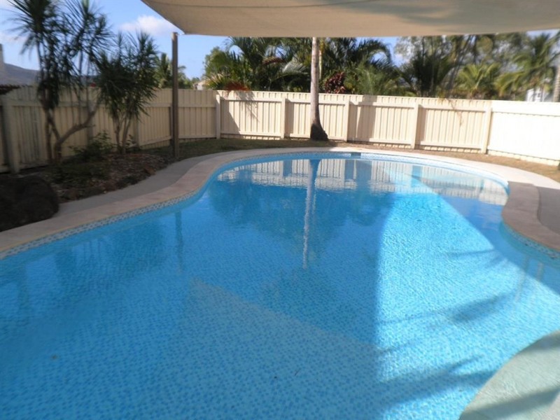 20 Tropic Road, Cannonvale QLD 4802