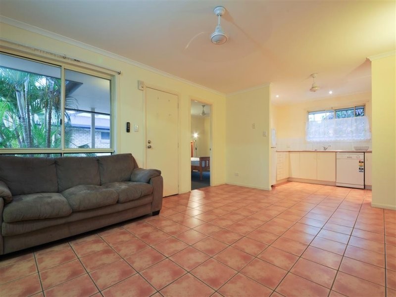 1/10 Erromango Drive, Jubilee Pocket QLD 4802