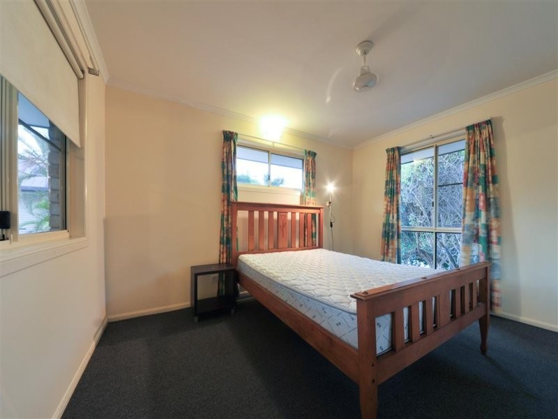 1/10 Erromango Drive, Jubilee Pocket QLD 4802