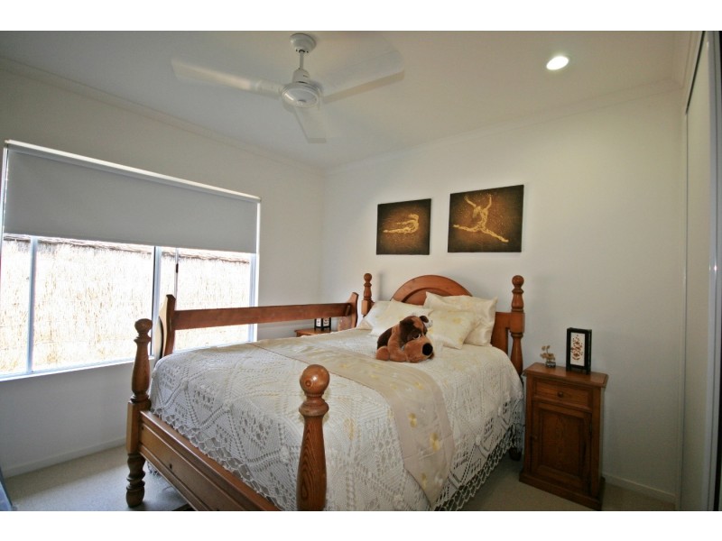 15 Waite Creek Court, Cannonvale QLD 4802
