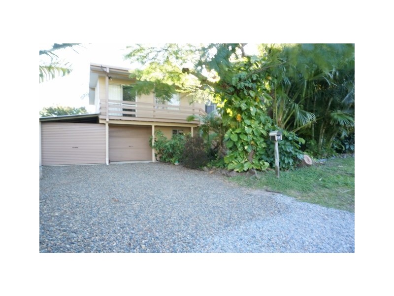 24 Stewart Drive, Cannonvale QLD 4802