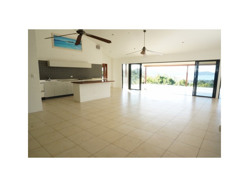 58 Ridgeview Road, Cannonvale QLD 4802