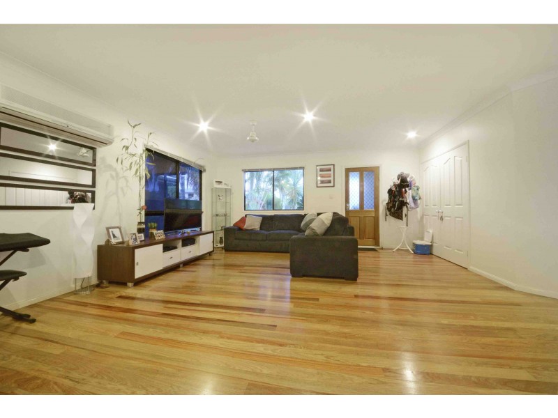 18 Panoramic Court, Cannonvale QLD 4802