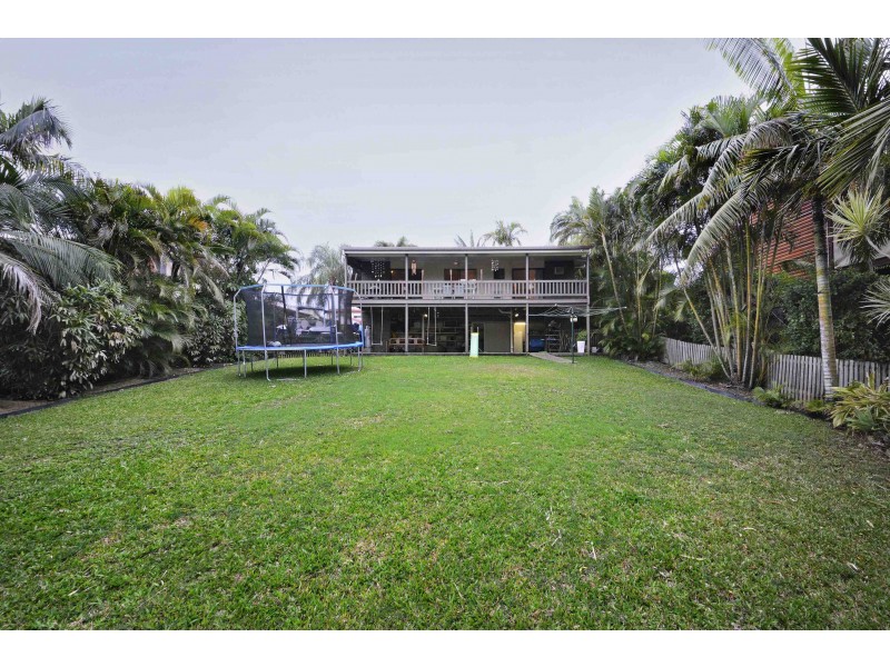 18 Panoramic Court, Cannonvale QLD 4802