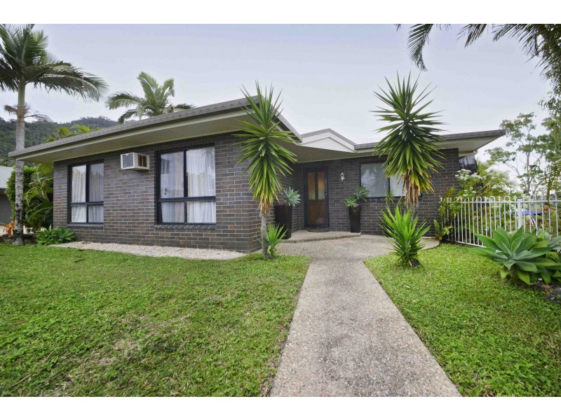 18 Panoramic Court, Cannonvale QLD 4802