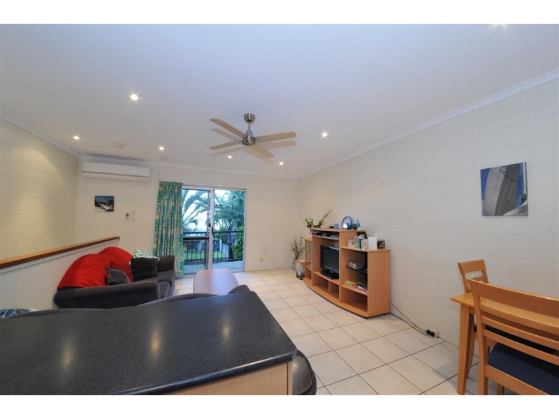 3/1A Pleasant Drive, Cannonvale QLD 4802