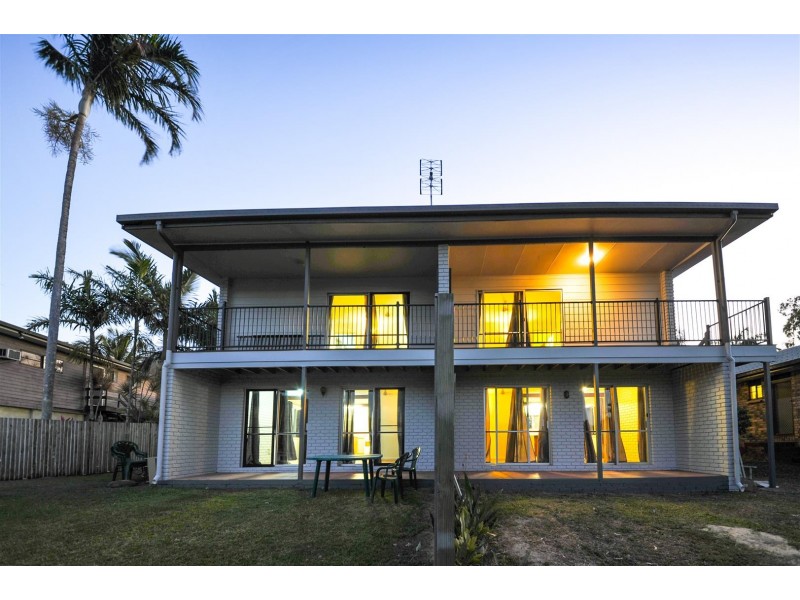 15 Woomerah Avenue, Cannonvale QLD 4802