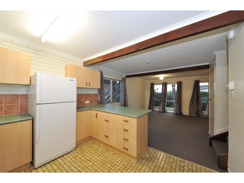 15 Woomerah Avenue, Cannonvale QLD 4802