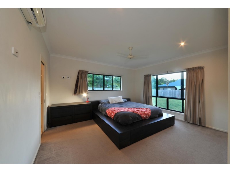 24 Sunset Drive, Jubilee Pocket QLD 4802