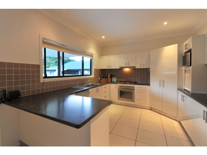 24 Sunset Drive, Jubilee Pocket QLD 4802