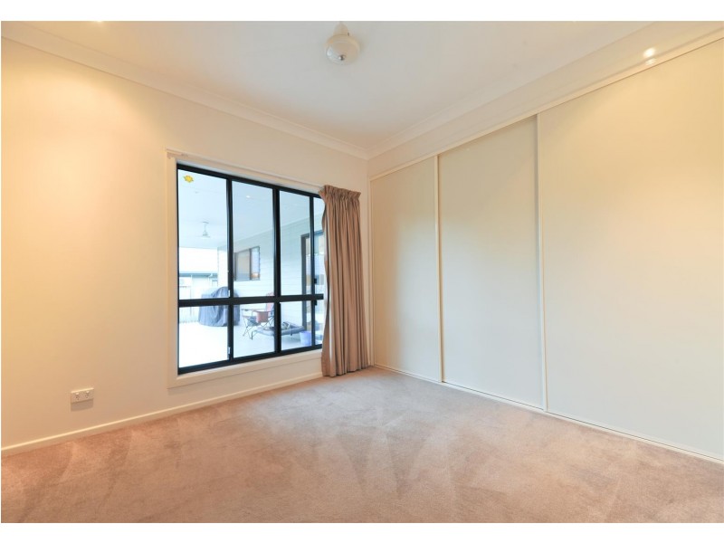 24 Sunset Drive, Jubilee Pocket QLD 4802