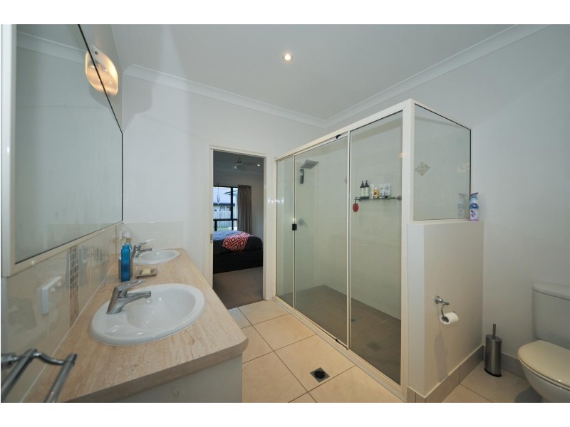 24 Sunset Drive, Jubilee Pocket QLD 4802