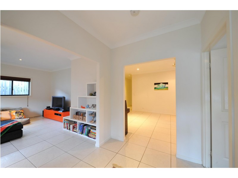 24 Sunset Drive, Jubilee Pocket QLD 4802