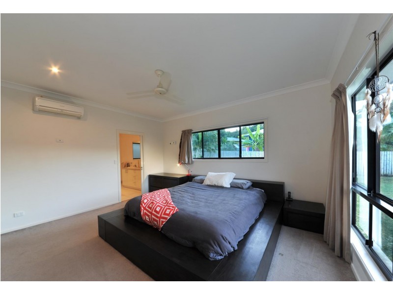 24 Sunset Drive, Jubilee Pocket QLD 4802