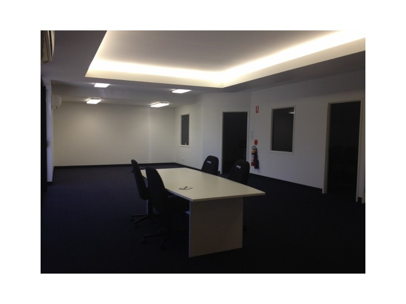 1/5 Carlo Drive, Cannonvale QLD 4802