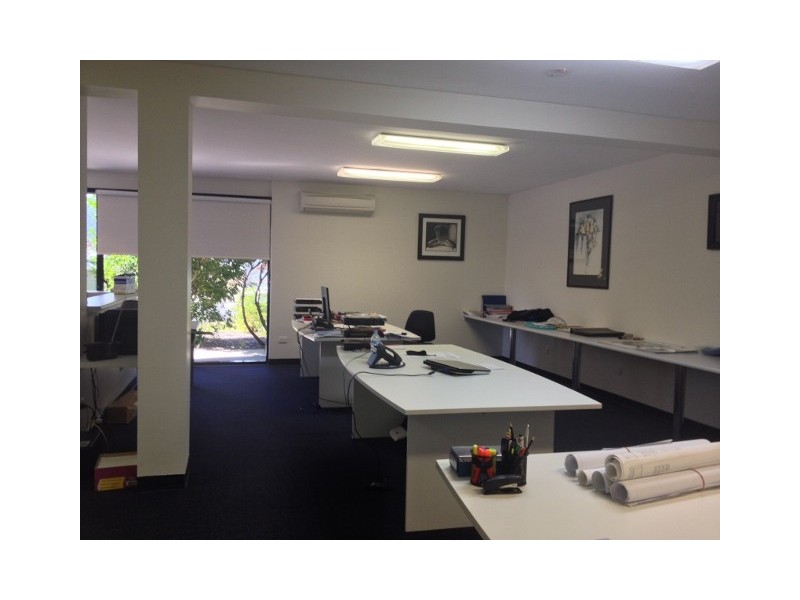 1/5 Carlo Drive, Cannonvale QLD 4802