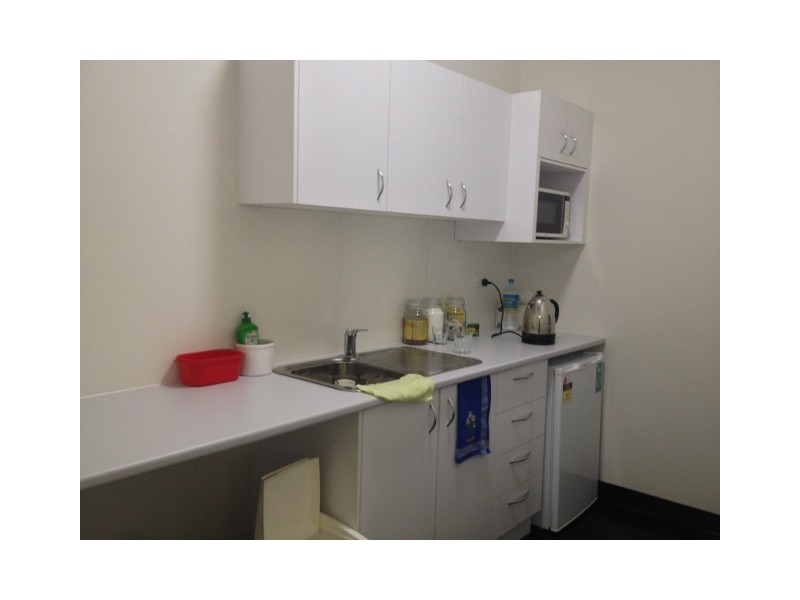 1/5 Carlo Drive, Cannonvale QLD 4802