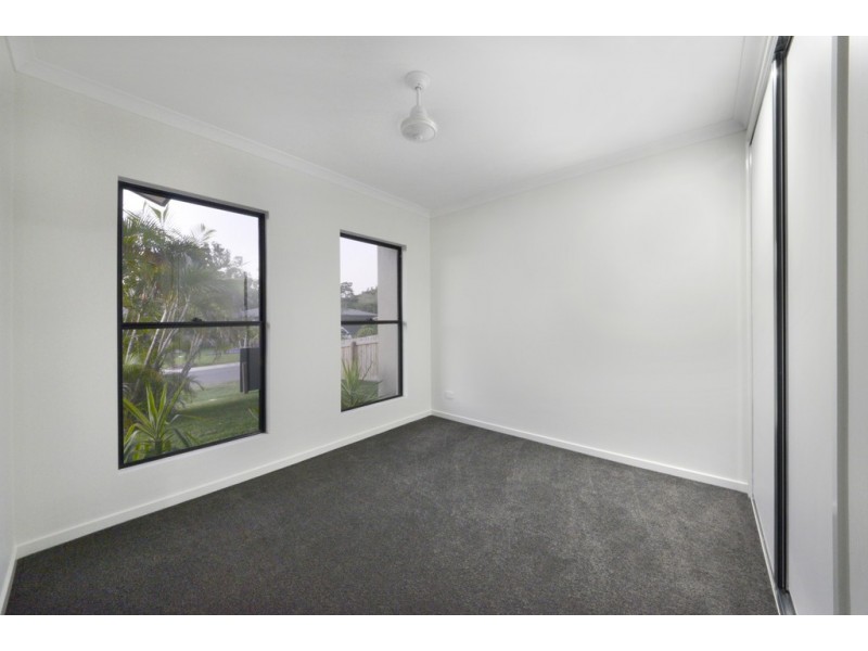 34 Twin Creek Court, Cannonvale QLD 4802