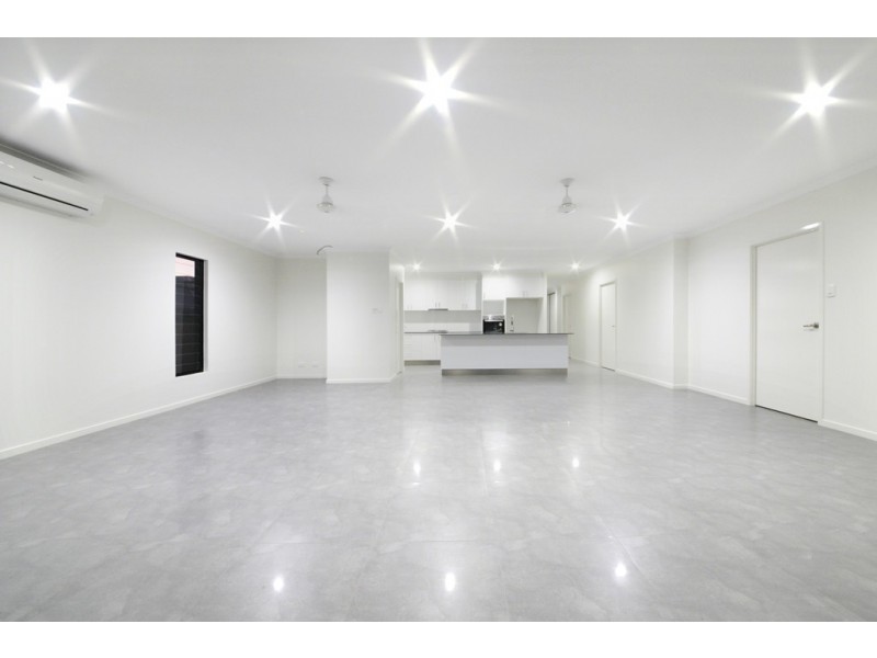 34 Twin Creek Court, Cannonvale QLD 4802