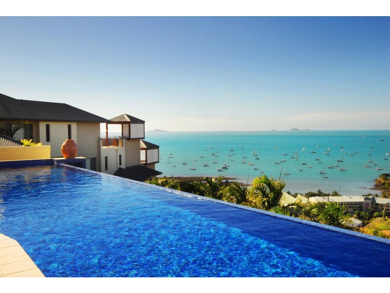 9/16 Golden Orchid Drive, Airlie Beach QLD 4802