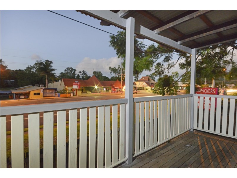 172 Shute Harbour Road, Cannonvale QLD 4802