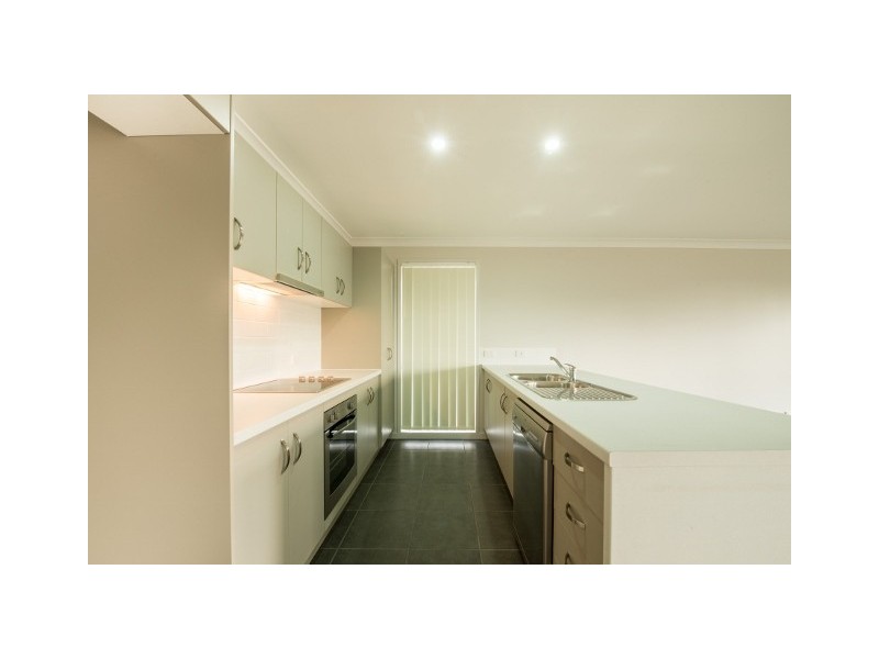 66 South Molle Boulevard, Cannonvale QLD 4802