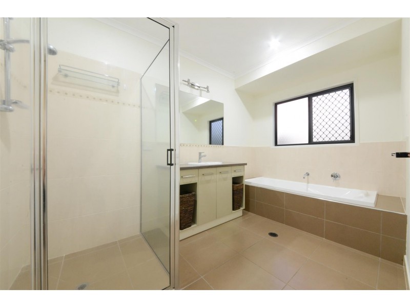 3 Jonquill Court, Cannonvale QLD 4802