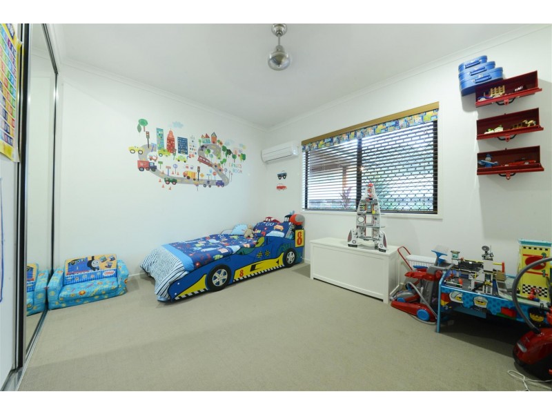 3 Jonquill Court, Cannonvale QLD 4802