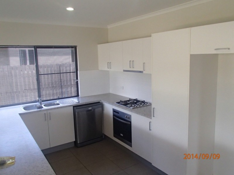 53 Parker Road, Cannonvale QLD 4802