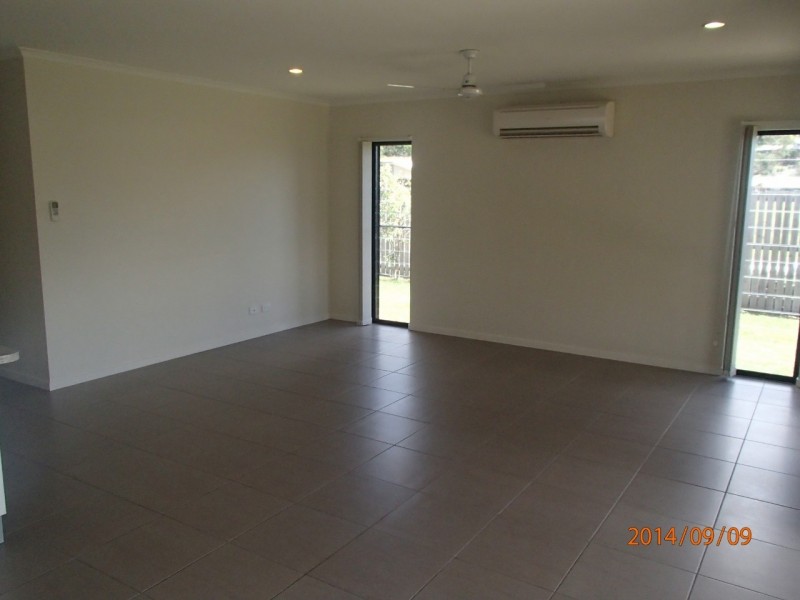 53 Parker Road, Cannonvale QLD 4802