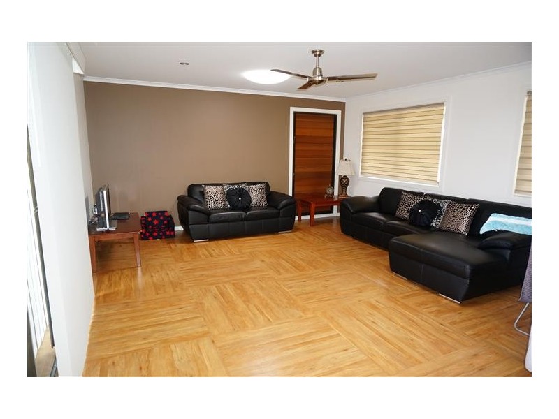 11 Wildlife Road, Jubilee Pocket QLD 4802