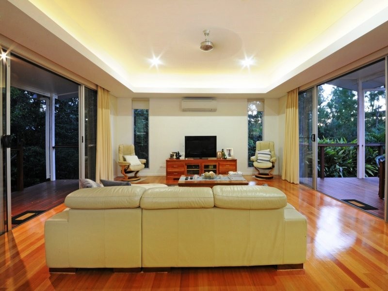 31 Eshelby Drive, Cannonvale QLD 4802