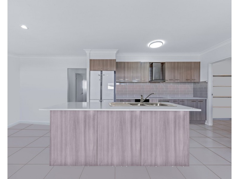 15 Spyglass Road, Cannonvale QLD 4802