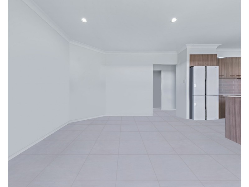 15 Spyglass Road, Cannonvale QLD 4802