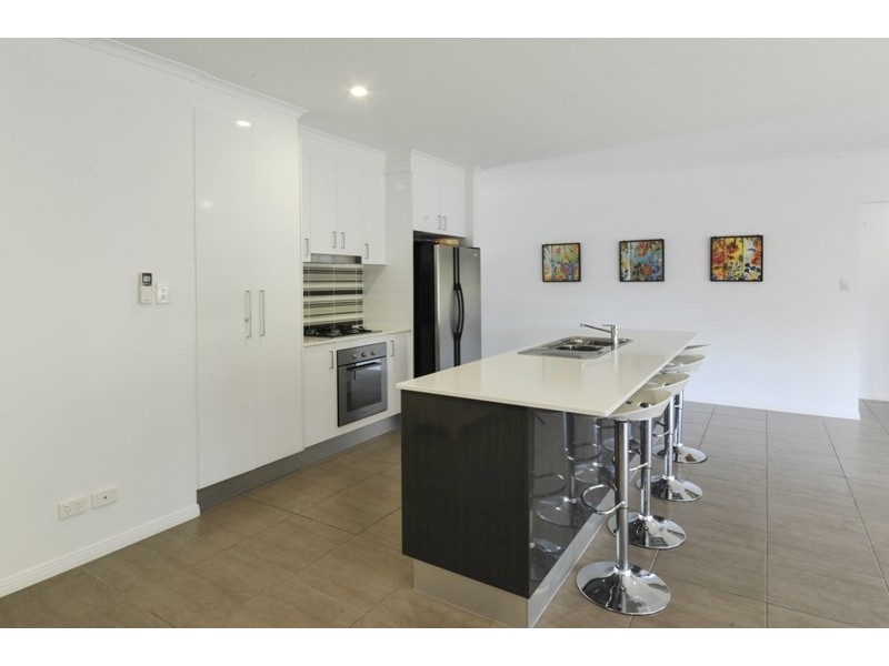 5 Jonquill Court, Cannonvale QLD 4802