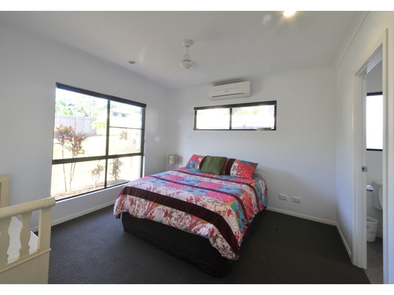 5 Jonquill Court, Cannonvale QLD 4802