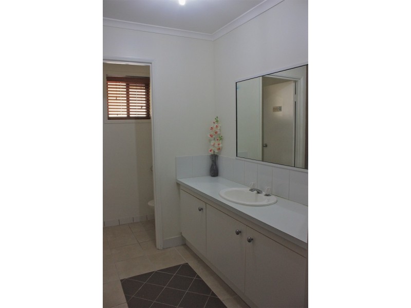 14 Solway Avenue, Cannonvale QLD 4802