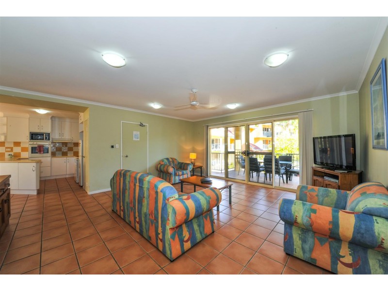 4/24 Beach Road, Cannonvale QLD 4802