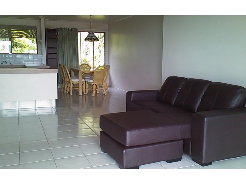 123/4 Eshelby Drive, Cannonvale QLD 4802