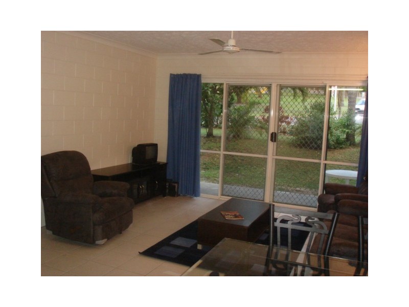 15/14 Island Drive, Cannonvale QLD 4802