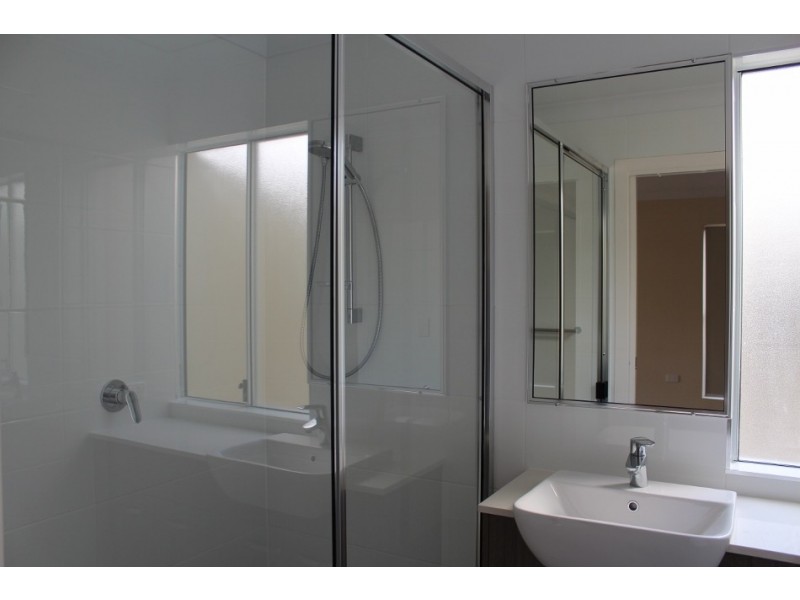 6a Leichardt, Cannonvale QLD 4802