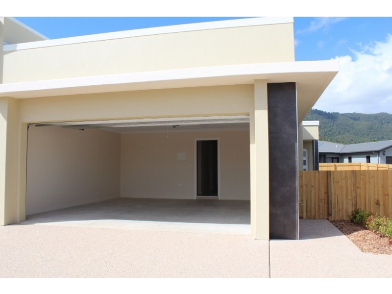 6a Leichardt, Cannonvale QLD 4802