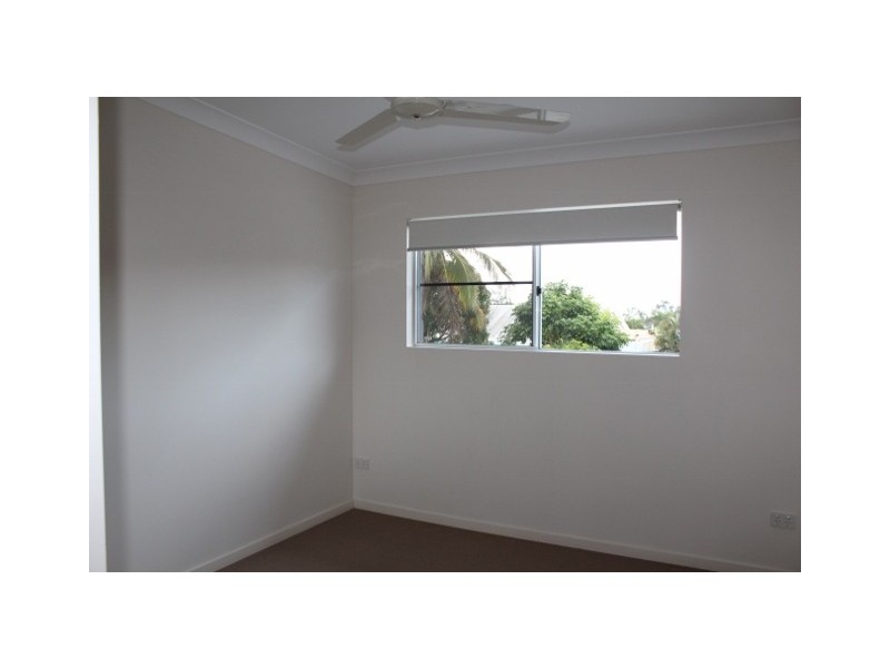 12/65 Manooka Drive, Cannonvale QLD 4802