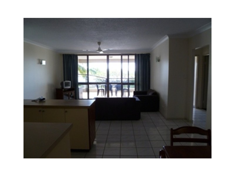 10/2 Eshelby Drive, Cannonvale QLD 4802