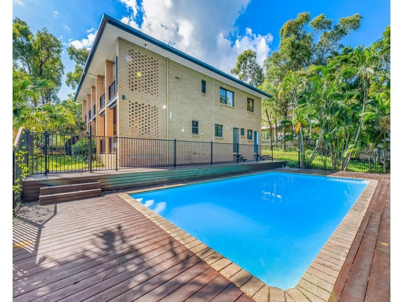 13 Macona Crescent, Cannonvale QLD 4802