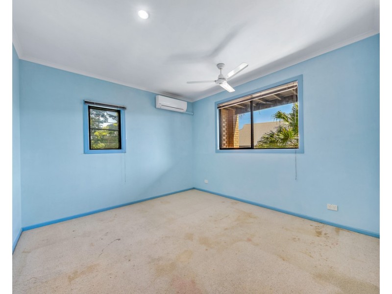 13 Macona Crescent, Cannonvale QLD 4802