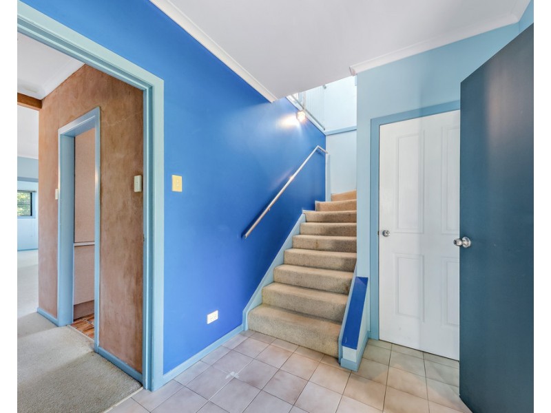 13 Macona Crescent, Cannonvale QLD 4802