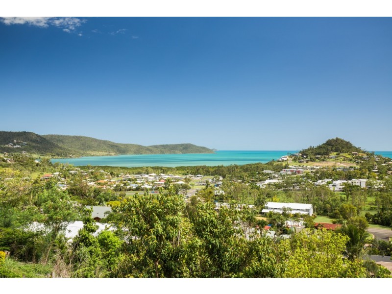 19 Panoramic Court, Cannonvale QLD 4802